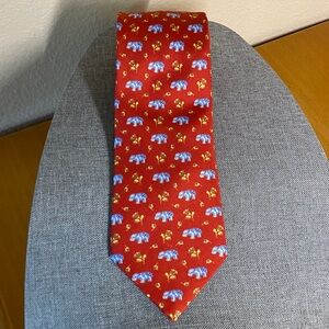 🐘 Metropolitan Museum of Art Silk Tie – Elephant Motif